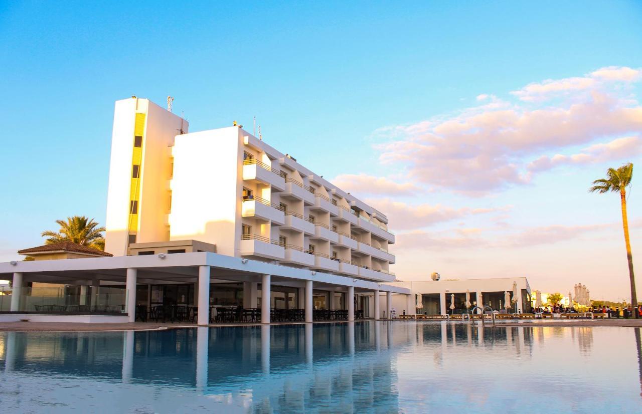 Piere - Anne Beach Hotel Ayia Napa Exteriör bild